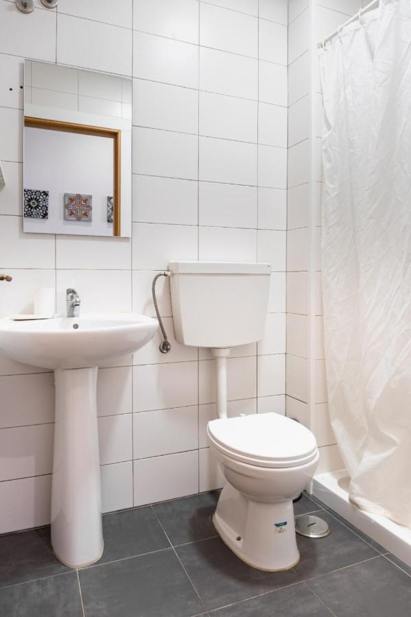 Entrecampos - Family Apartment With Terrace Lisbon Luaran gambar