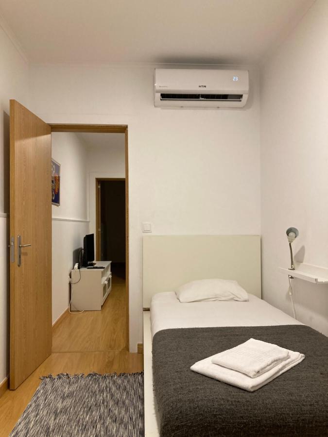 Entrecampos - Family Apartment With Terrace Lisbon Luaran gambar